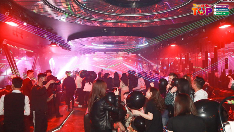 Top-5-quan-bar-thanh-hoa-soi-dong-bac-nhat