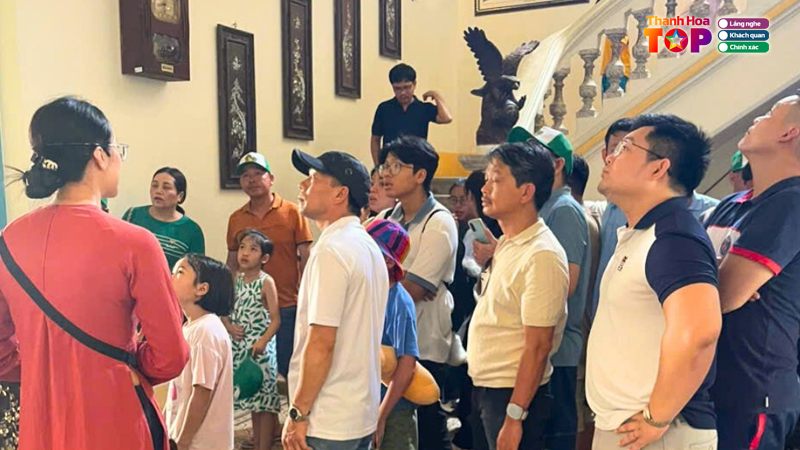 Gioi-thieu-ve-cong-ty-cp-du-lich-quoc-te-huu-nghi