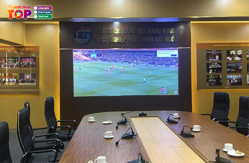 Man-hinh-led-va-may-chieu-dau-la-lua-chon-toi-uu-1