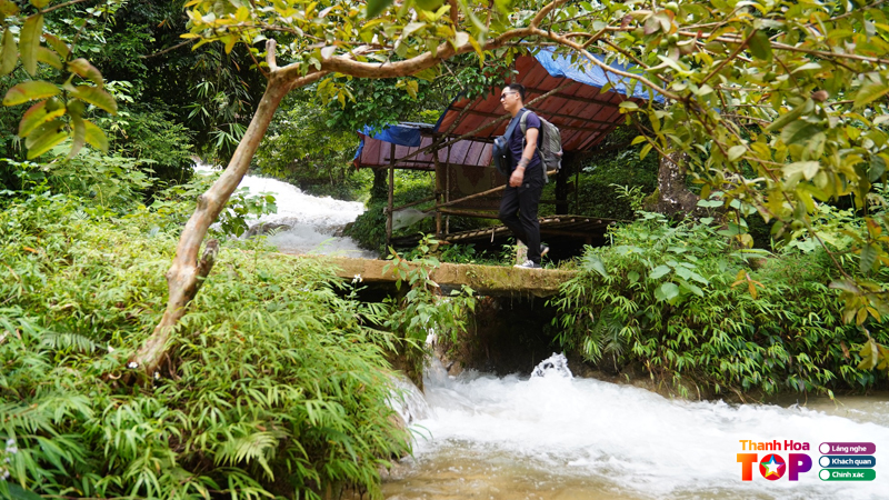 Hanh-trinh-kham-pha-van-hoa-thac-voi-thanh-hoa