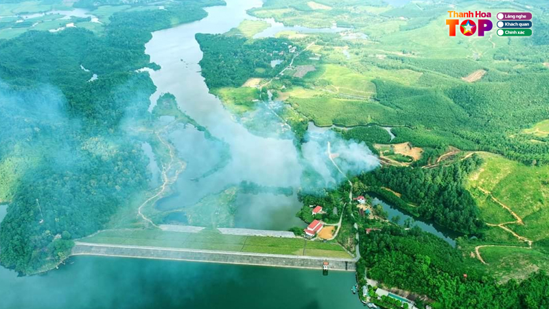 Tong-quan-ve-khu-du-lich-ben-en-thanhhoatoplist