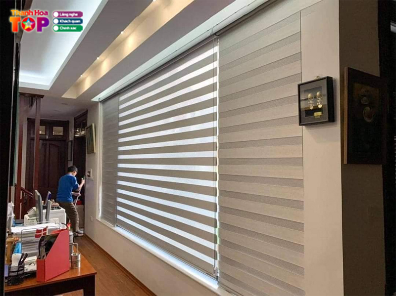 Rem-vai-cau-vong-mau-trang