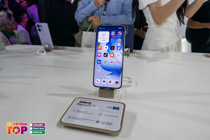 Kham-pha-hieu-nang-cua-dien-thoai-oppo-reno13-f-1