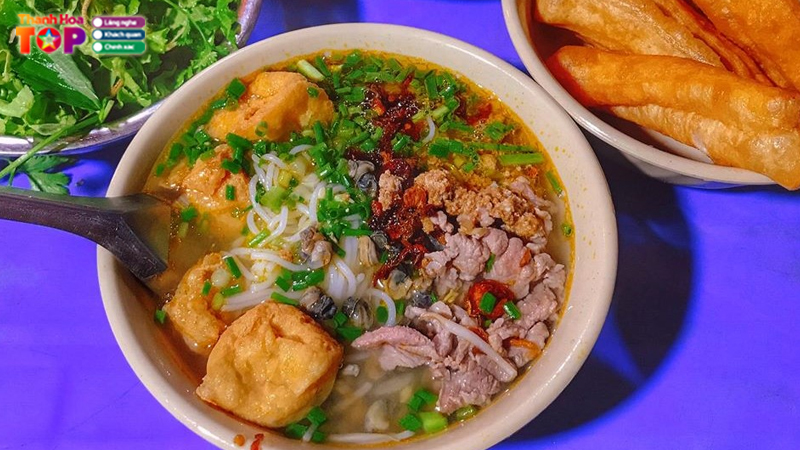 Bun-rieu-ta-hien-vincom-thanhhoatoplist