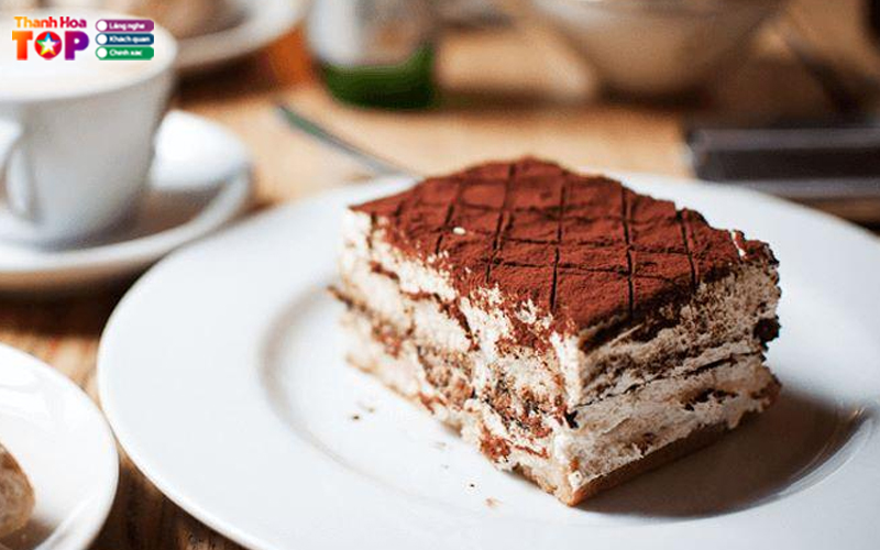 Thuy-hang-bakery-thanhhoatoplist